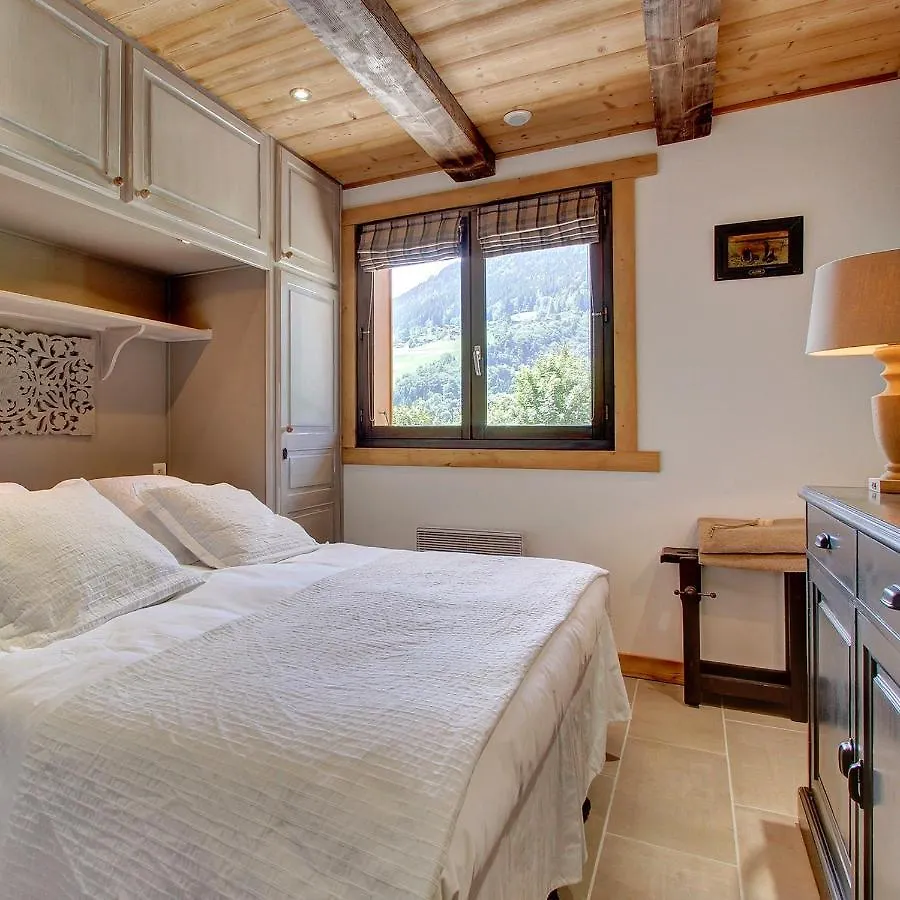 L'Ours Blanc Lodge Le Biot