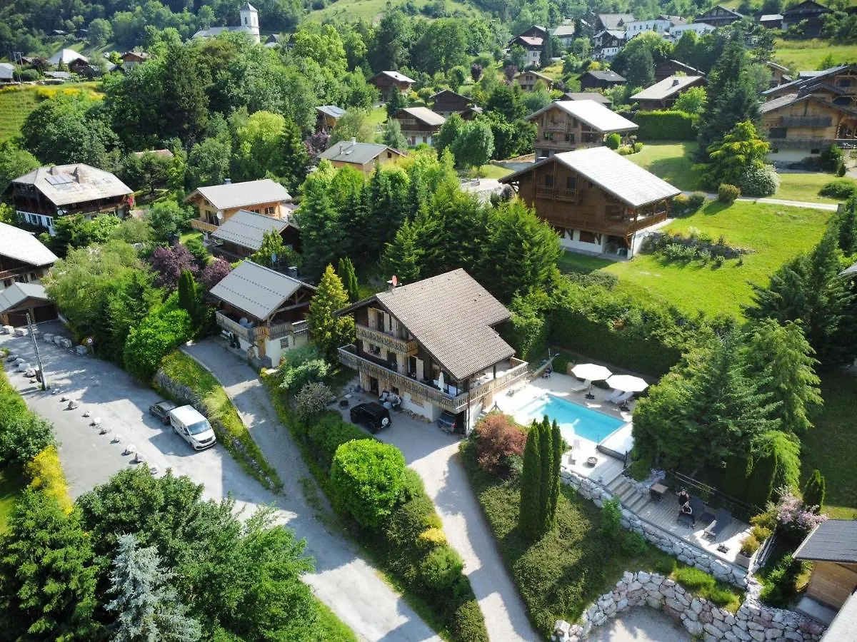 L'Ours Blanc Lodge Le Biot 0*,  France